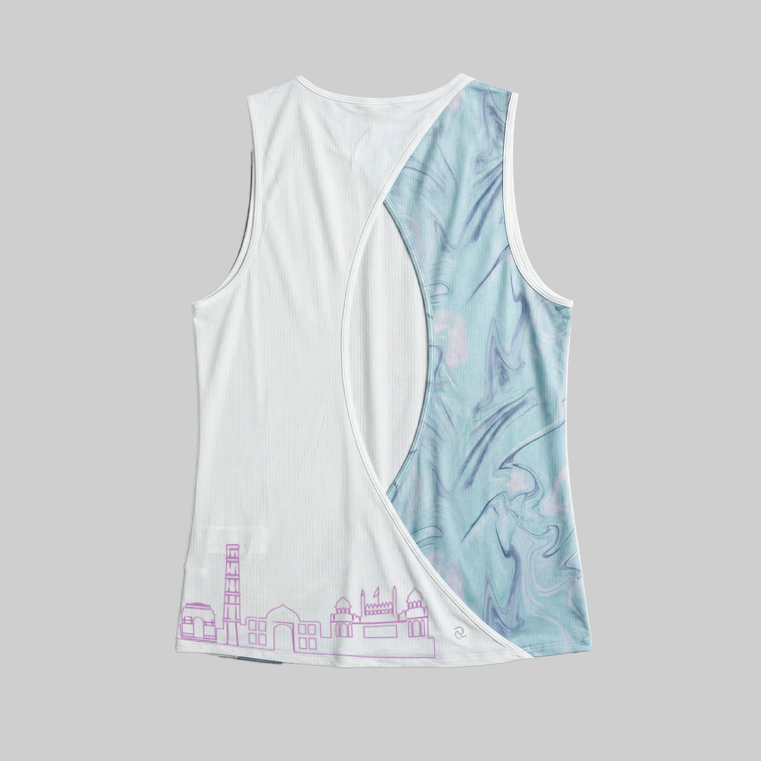 Performance tank women